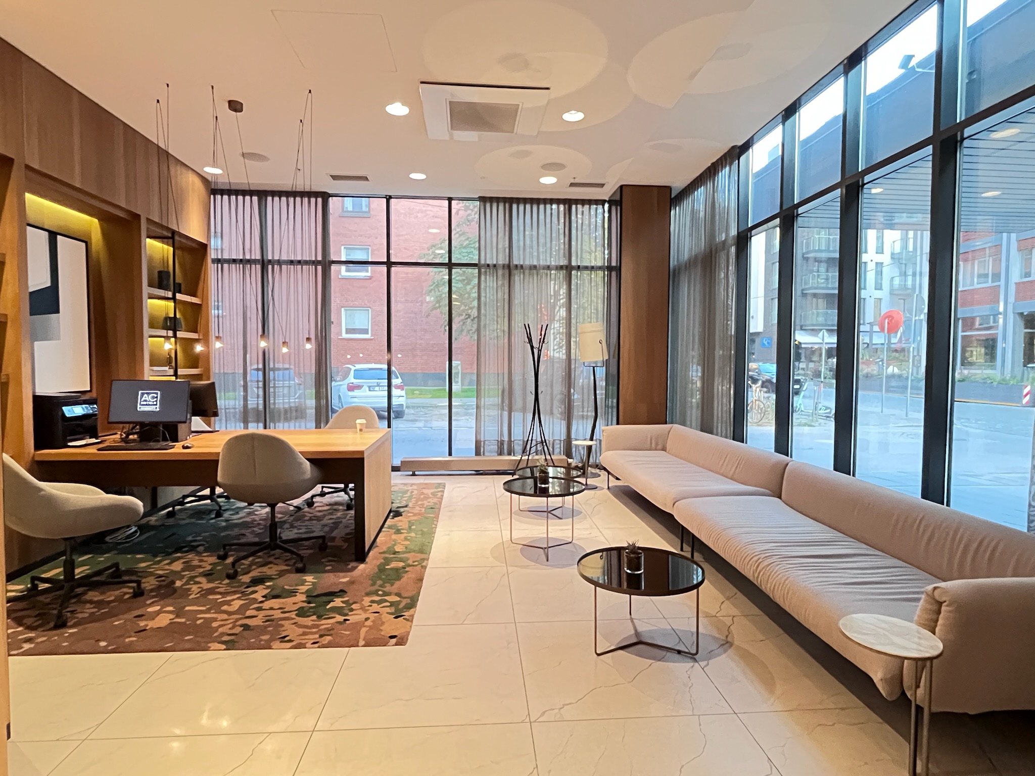 ACホテル・リガ(AC Hotel Riga)のロビーおよびデスクスペース