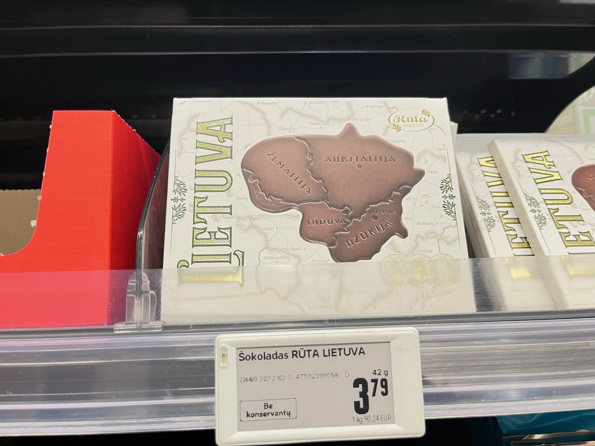 リトアニアの地形の形をしたRuta(ルタ)のユニークなチョコレート