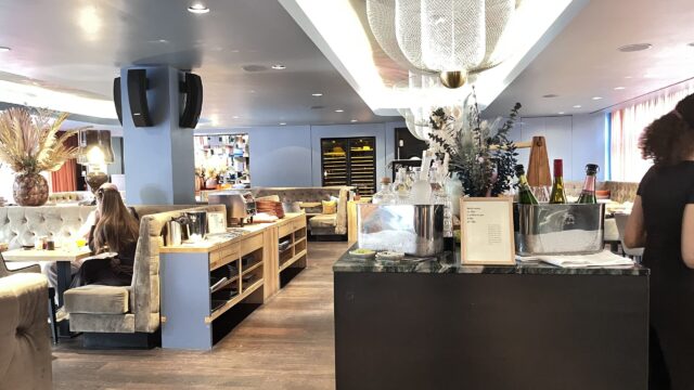 朝食会場『Burbank Frankfurt』の店内
